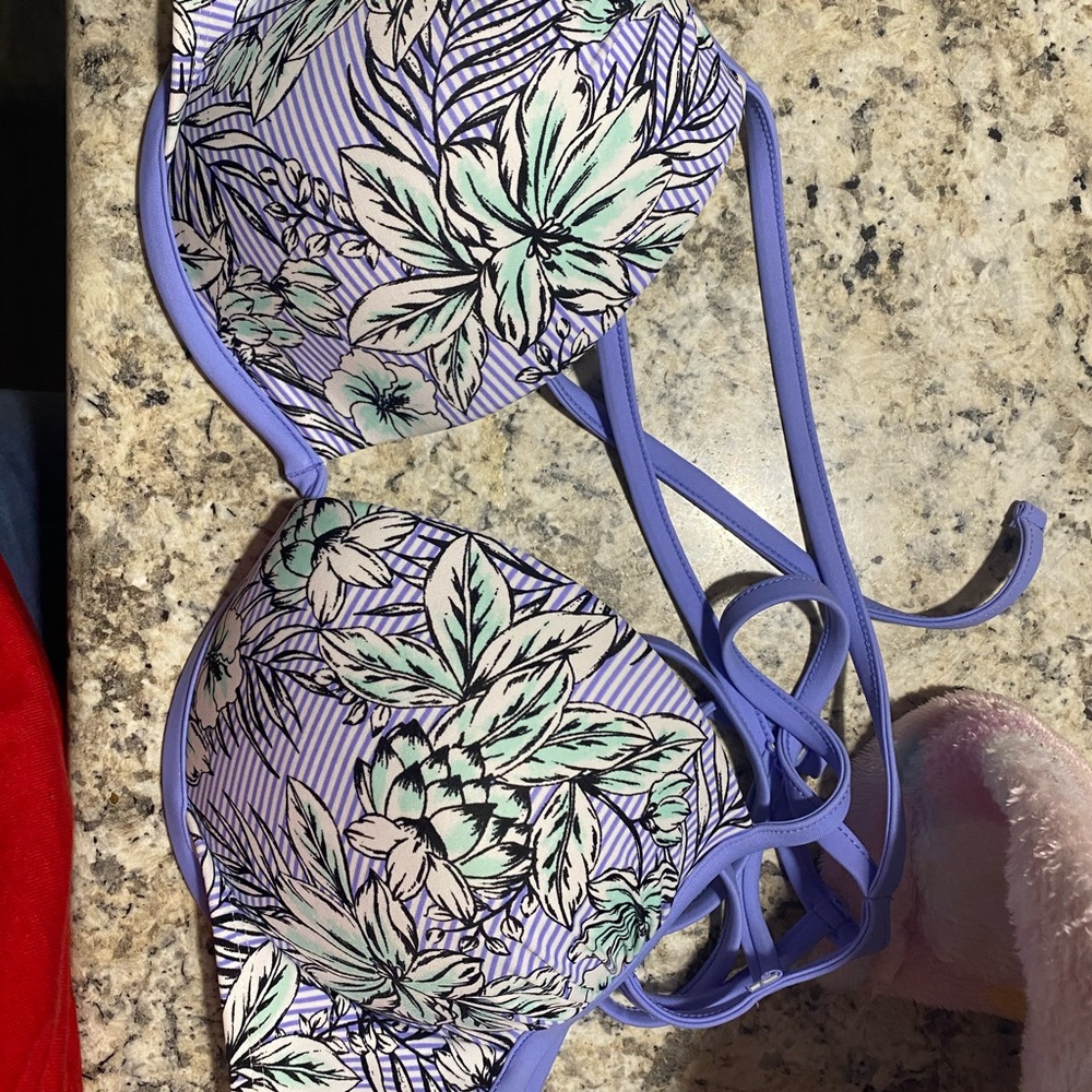Bikini top